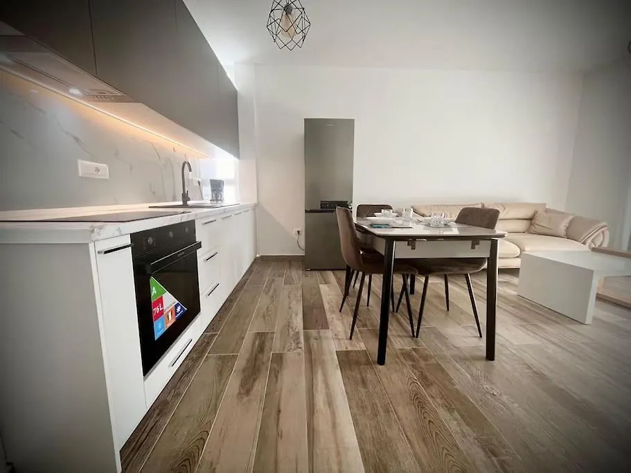 Durres Marina Sea & City Center Apartment Albania